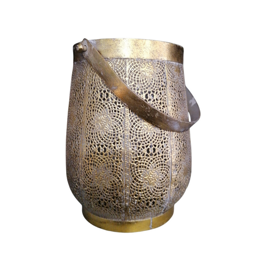Lantern Gold 19cm x 12.5cm